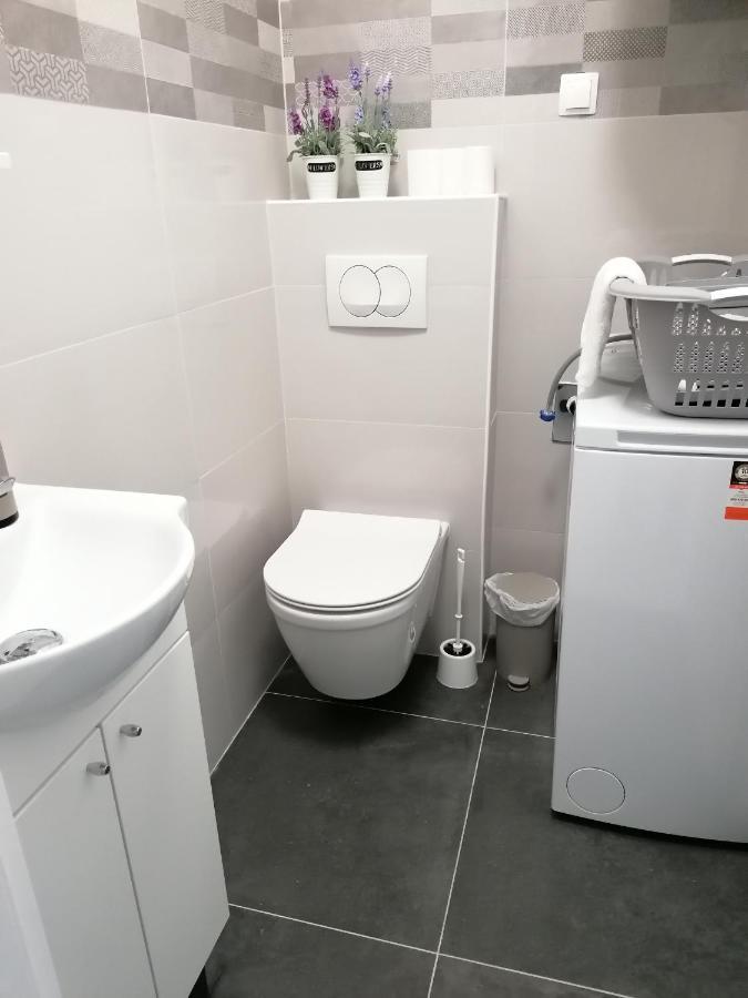 Sunny Spot Apartment Pula Ngoại thất bức ảnh
